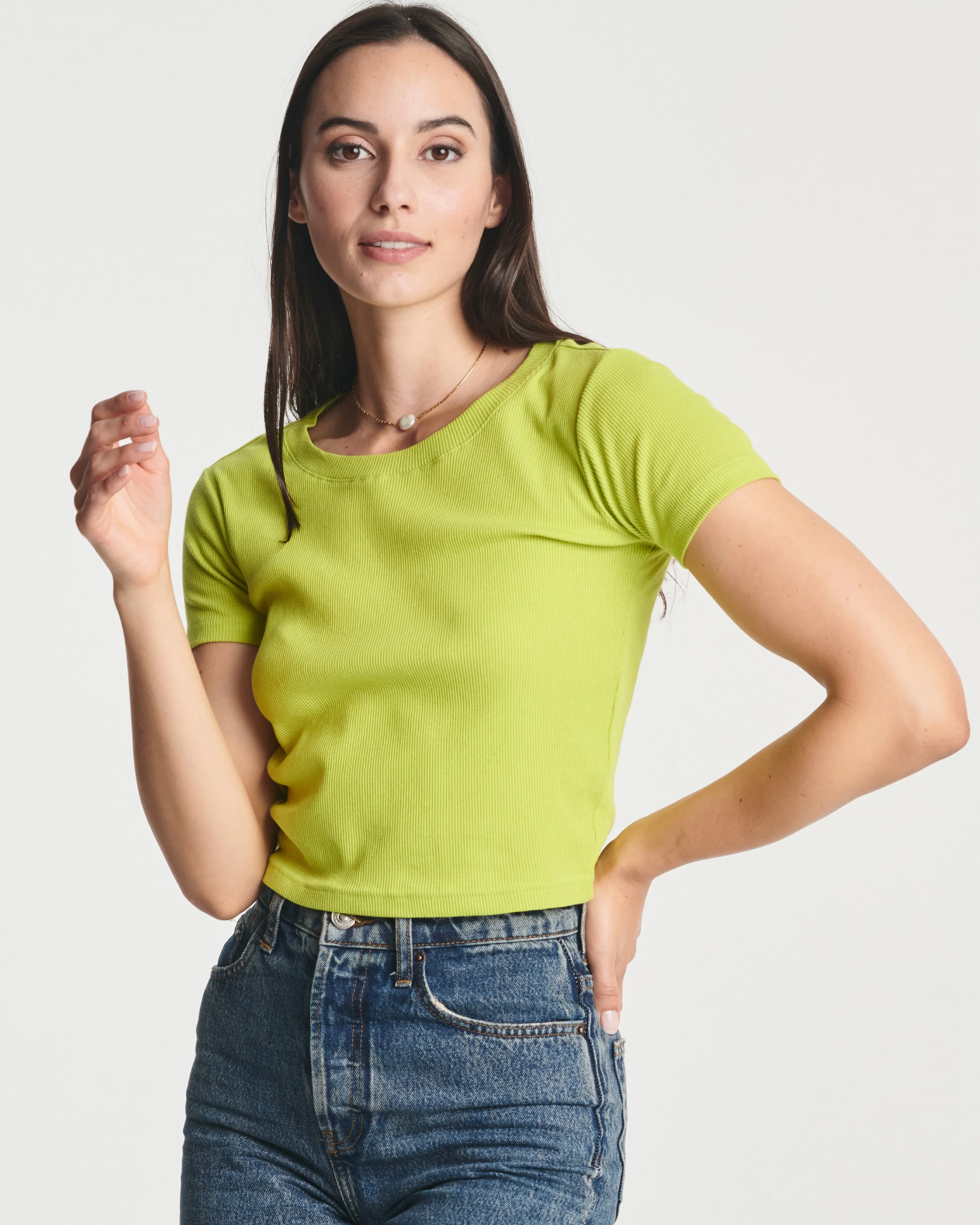 4 Pack: Women's Short Sleeve Ribbed Knit Crop Top (Available in Plus Size)