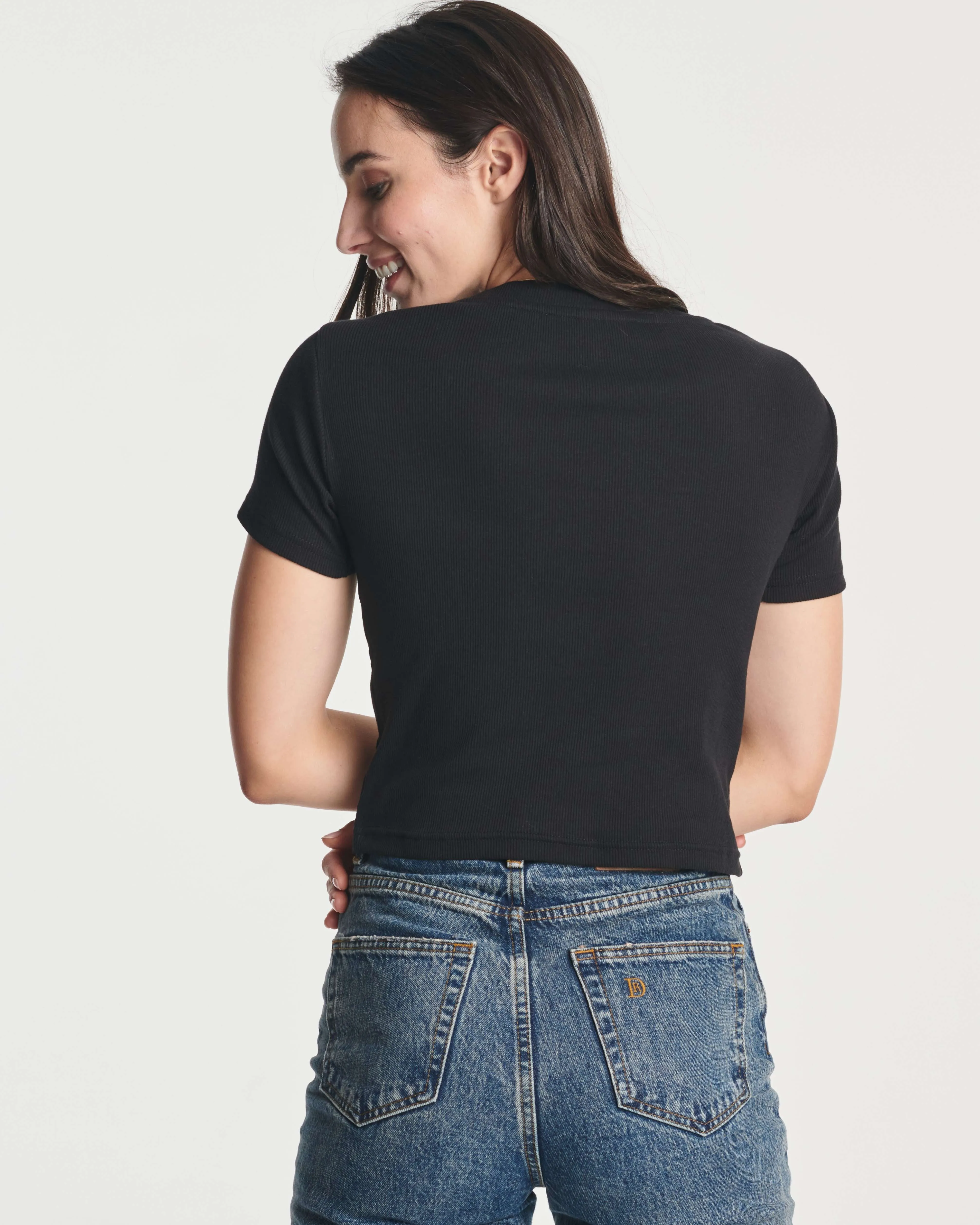 4 Pack: Women's Short Sleeve Ribbed Knit Crop Top (Available in Plus Size)