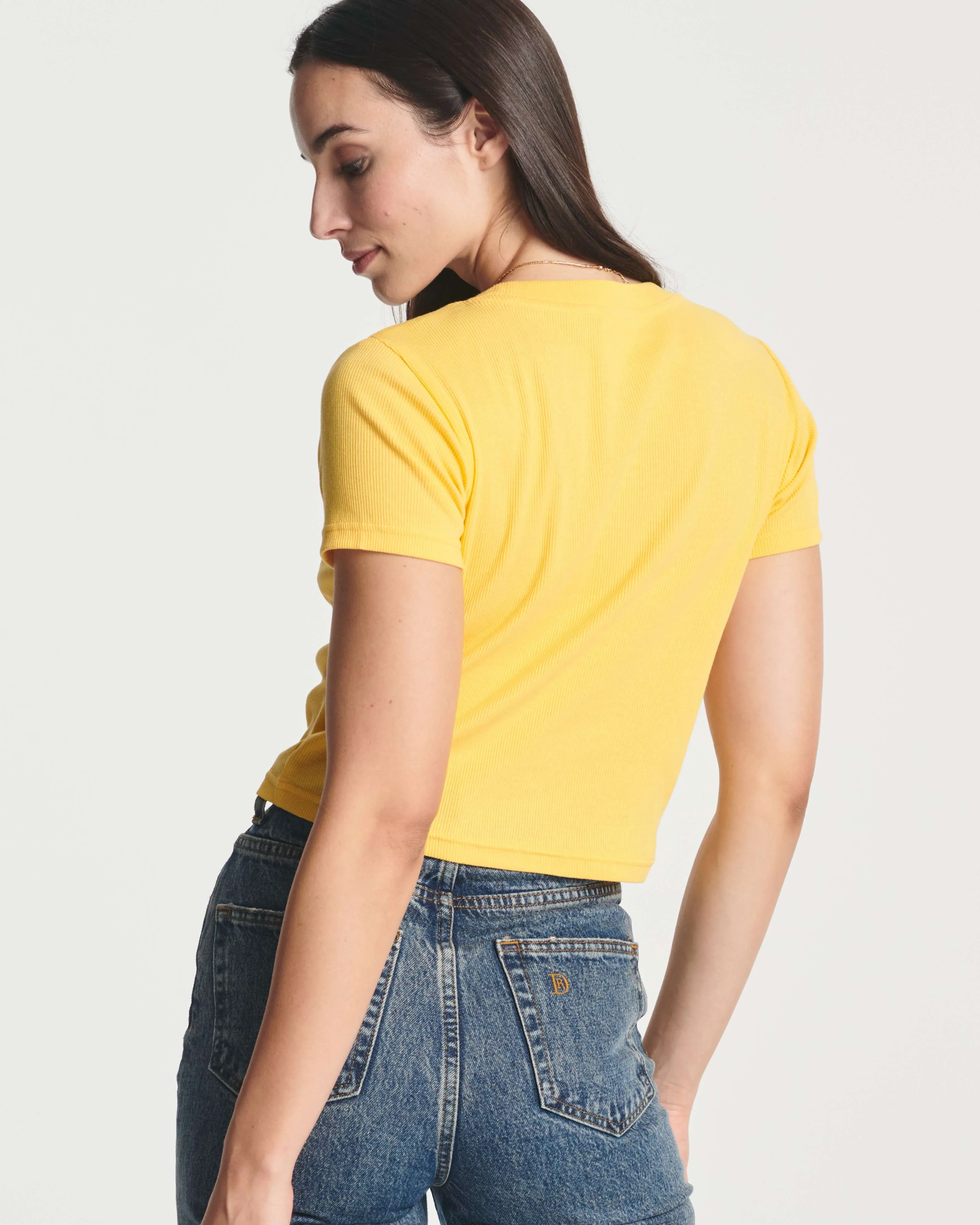 4 Pack: Women's Short Sleeve Ribbed Knit Crop Top (Available in Plus Size)