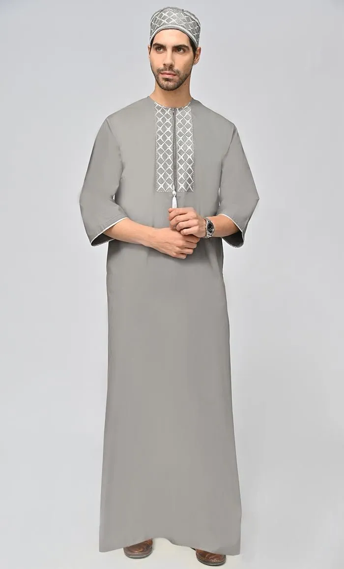 Buy Mens Geometric Embroidered Thobe/Jubba With Pockets And Kufi