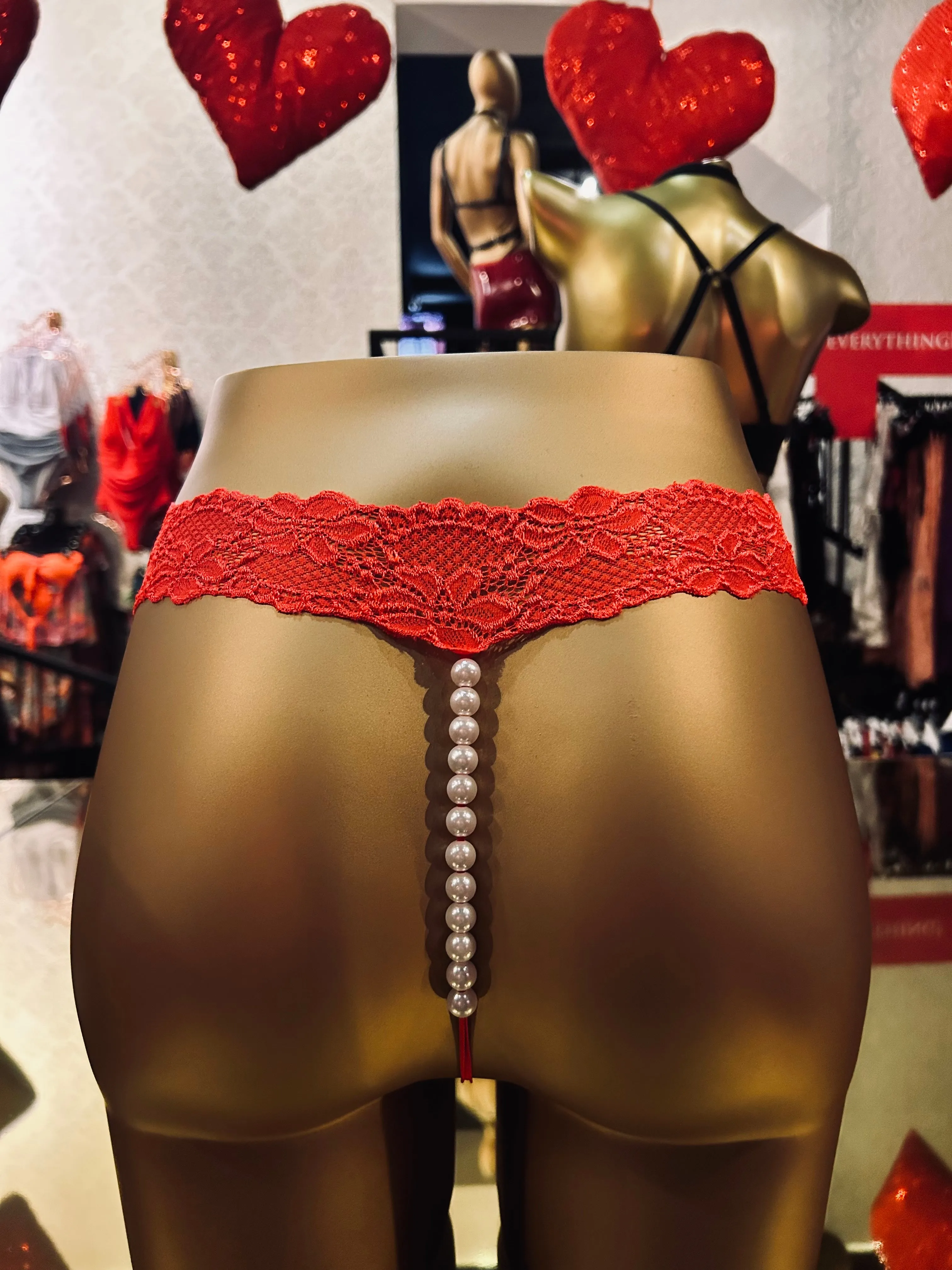 Diva Lace Pearl Thong