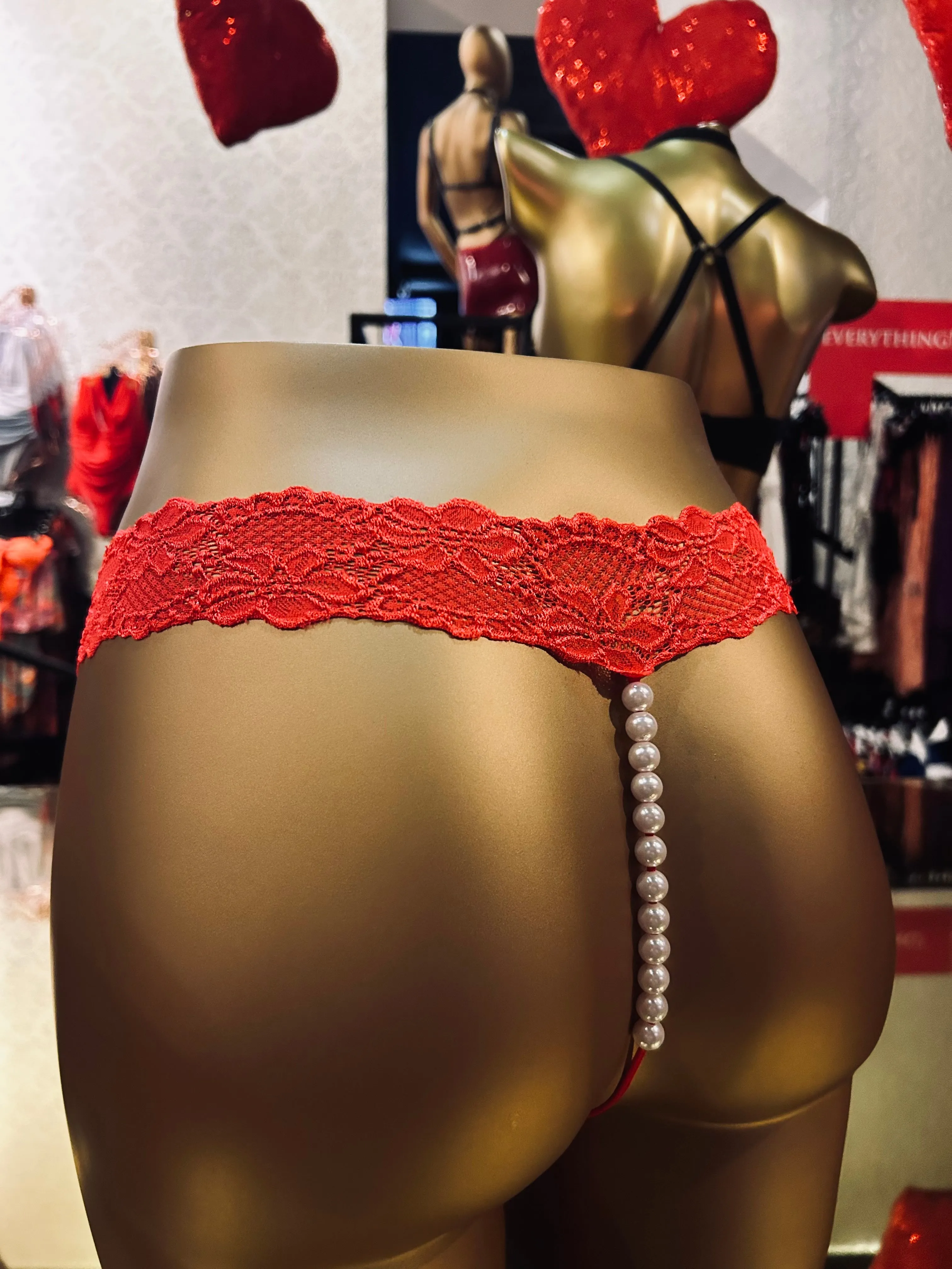 Diva Lace Pearl Thong