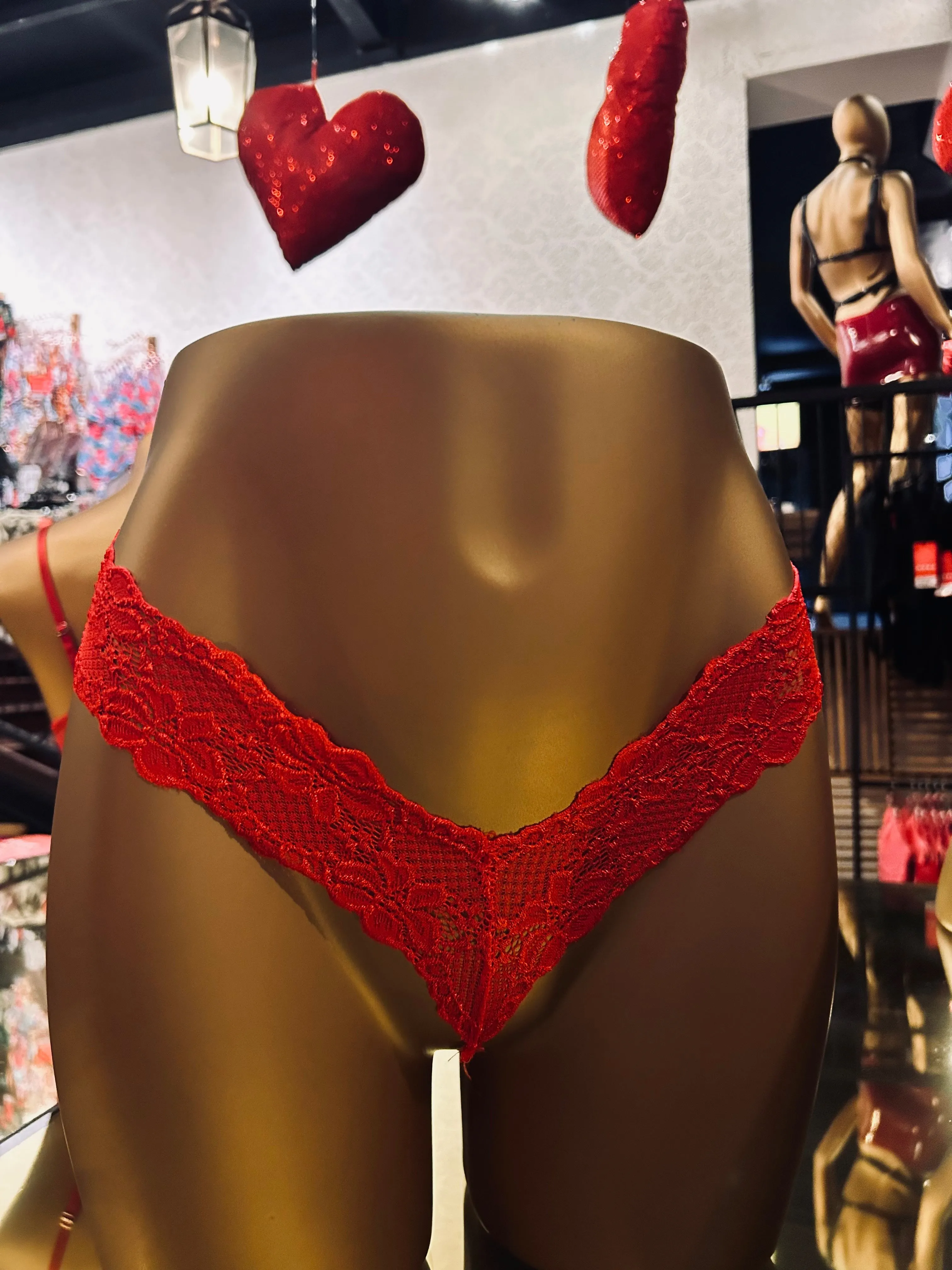 Diva Lace Pearl Thong