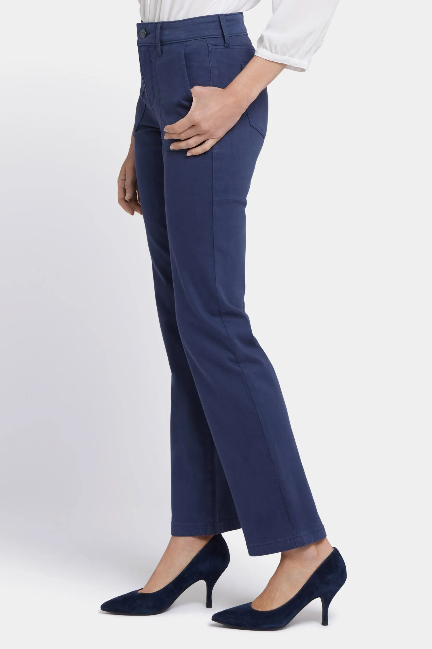 Marilyn Straight Jeans In Petite - Starless Sky