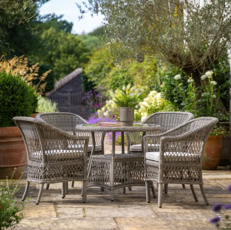 Menton Dining Set