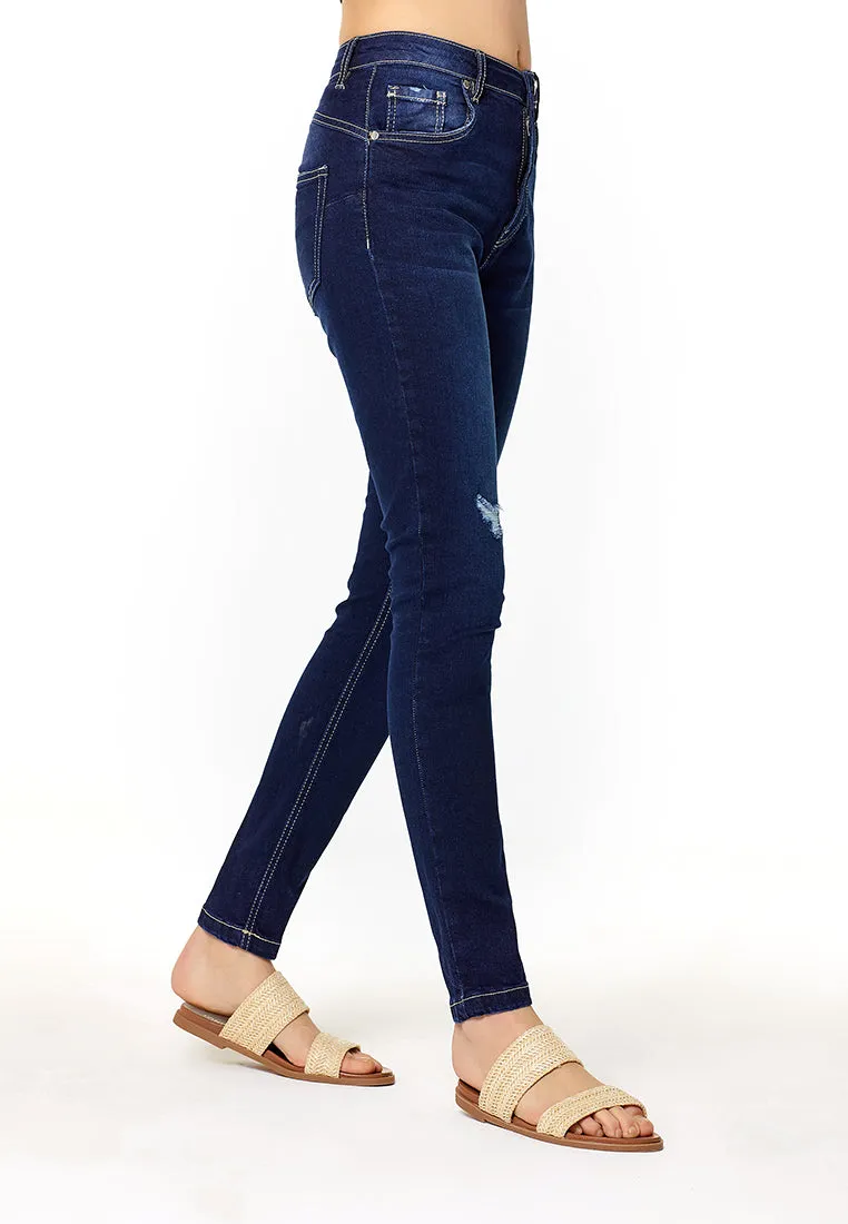 slim fit distressed jeans